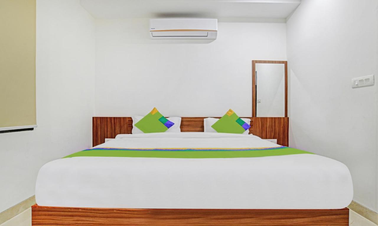 Treebo Shivaay Hotel Индор Екстериор снимка
