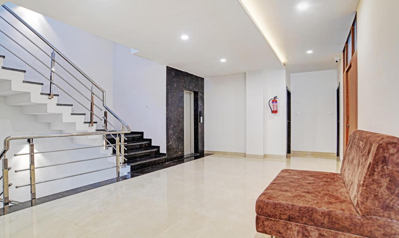 Treebo Shivaay Hotel Индор Екстериор снимка