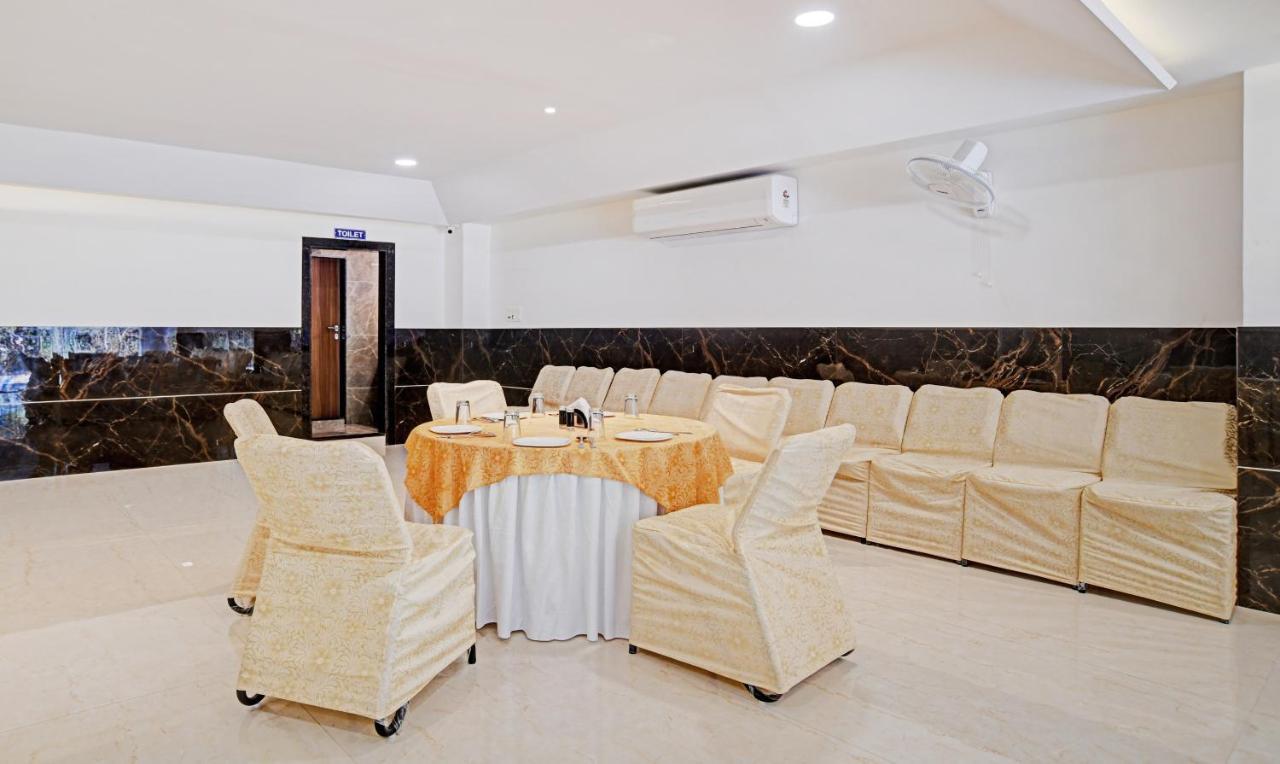 Treebo Shivaay Hotel Индор Екстериор снимка